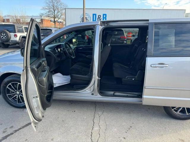 2017 Dodge Grand Caravan SE Plus
