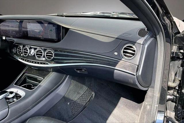 2020 Mercedes-Benz S 560 4MATIC