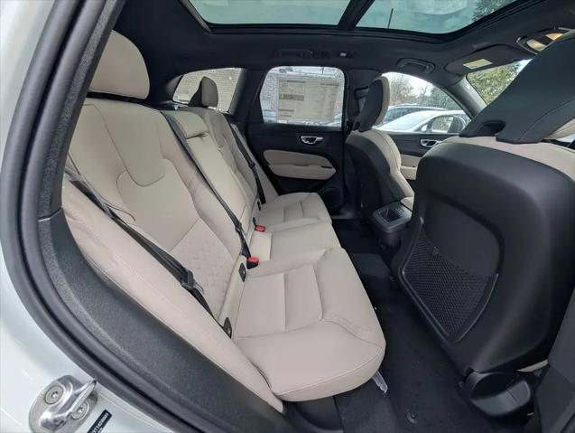 2026 Volvo XC60 B5 Plus