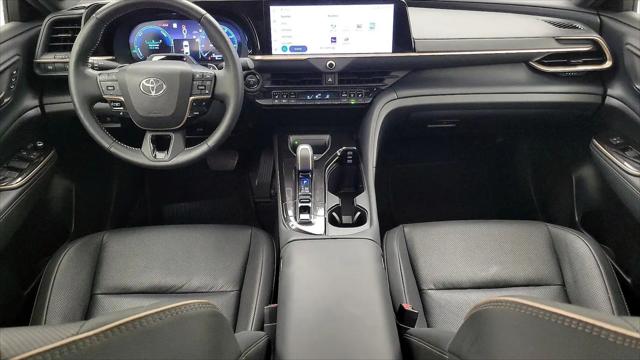 2024 Toyota Crown Platinum