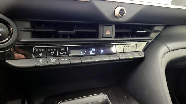 2024 Toyota Crown Platinum