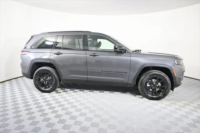2026 Jeep Grand Cherokee Altitude 4x4