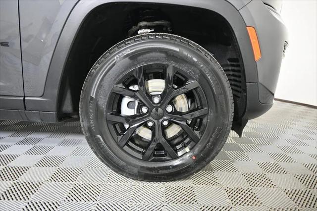 2026 Jeep Grand Cherokee Altitude 4x4
