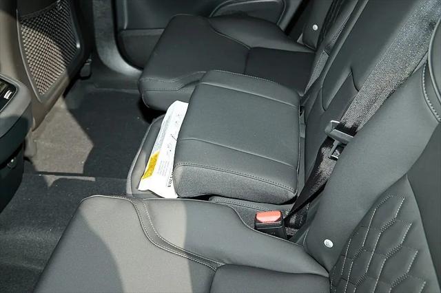 2026 Volvo XC90 Plus, B6 AWD Gas (mild hybrid), Gasoline, Bright, 7 Seats
