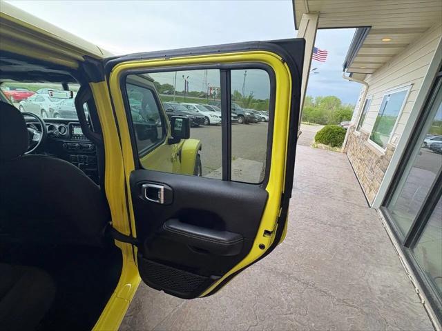 2023 Jeep Wrangler 4-Door Sahara
