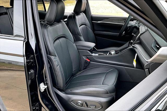 2026 Jeep Grand Cherokee Limited Reserve 4x4