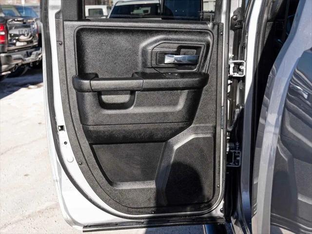 2022 Ram 1500 Classic Warlock Quad Cab 4x4 6'4" Box