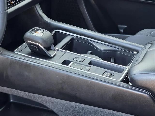 2024 Nissan Pathfinder SV FWD