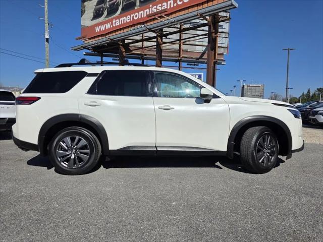 2024 Nissan Pathfinder SV FWD