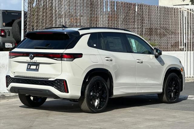 2026 Volkswagen Tiguan SE R-Line Black