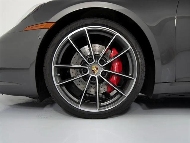 2023 Porsche 911 Carrera 4S Cabriolet