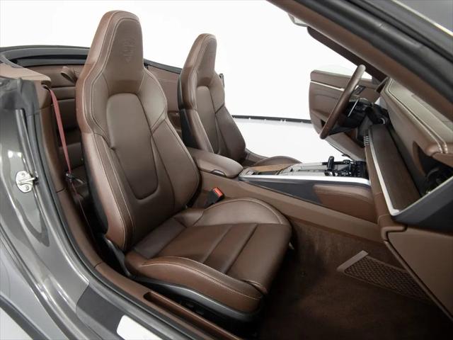 2023 Porsche 911 Carrera 4S Cabriolet