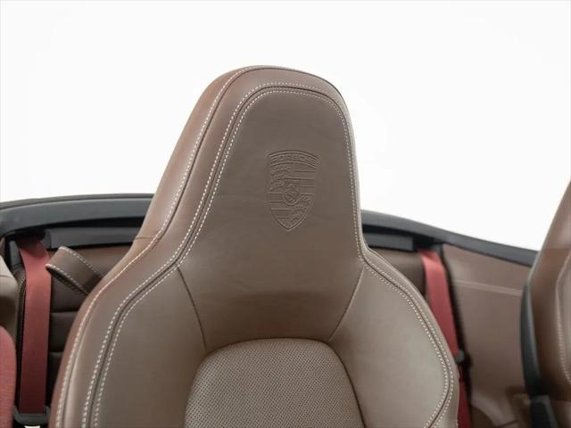 2023 Porsche 911 Carrera 4S Cabriolet