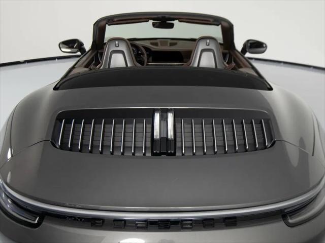2023 Porsche 911 Carrera 4S Cabriolet