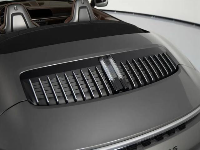 2023 Porsche 911 Carrera 4S Cabriolet