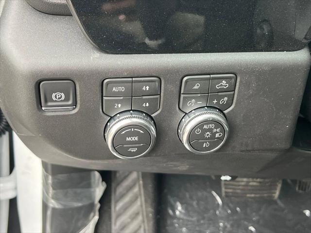 2026 GMC Sierra 1500 Crew Cab, Short Bed, SLT, 4WD