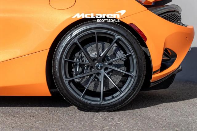 2025 McLaren 750S Spider