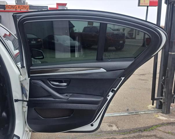 2013 BMW CT ActiveHybrid 5