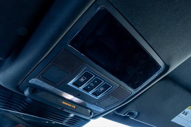 2026 Land Rover Discovery S