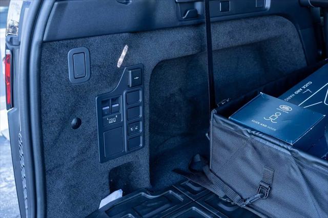 2026 Land Rover Discovery S