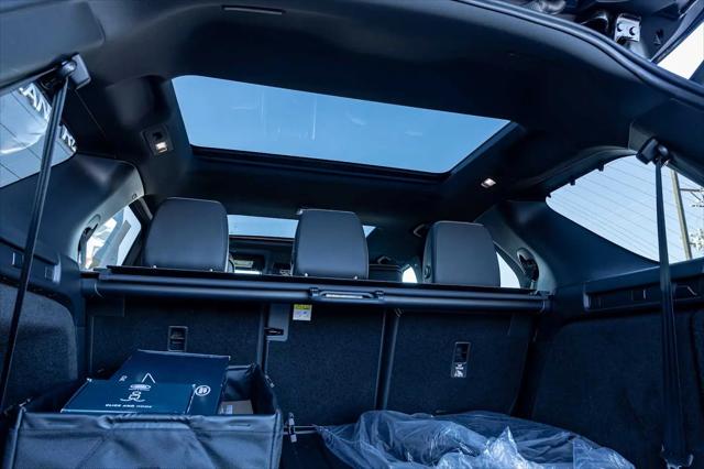 2026 Land Rover Discovery S