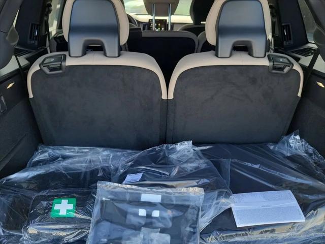 2026 Volvo XC90 Plus, B6 AWD Gas mild hybrid, Gasoline, Bright, 7 Seats