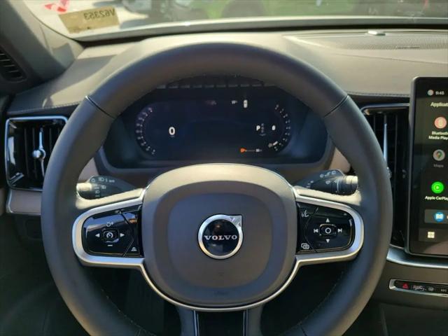 2026 Volvo XC90 Plus, B6 AWD Gas mild hybrid, Gasoline, Bright, 7 Seats