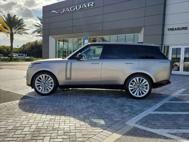 2026 Land Rover Range Rover P530 SE