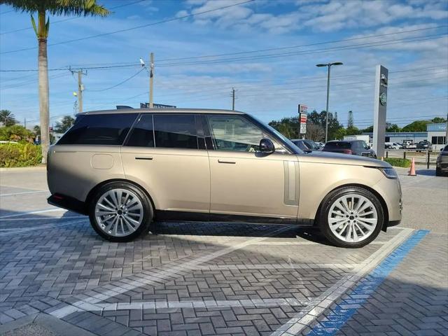 2026 Land Rover Range Rover P530 SE