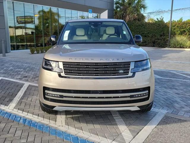 2026 Land Rover Range Rover P530 SE