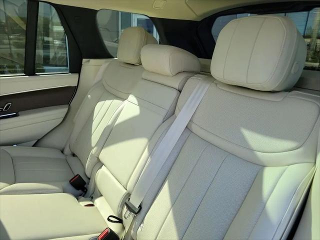 2026 Land Rover Range Rover P530 SE