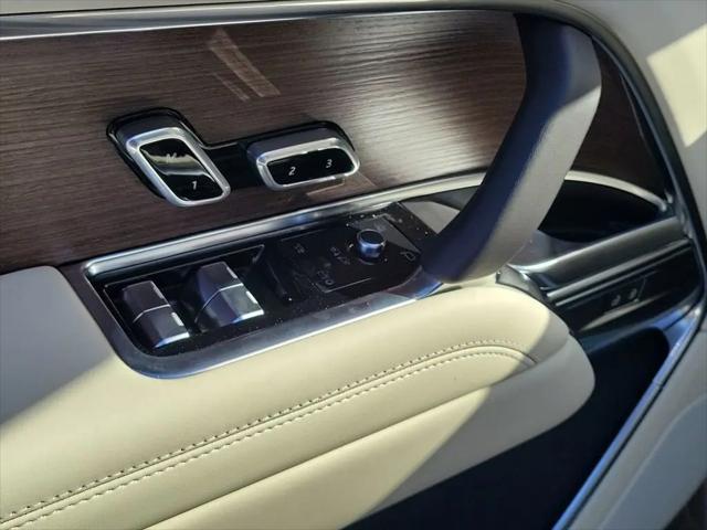 2026 Land Rover Range Rover P530 SE