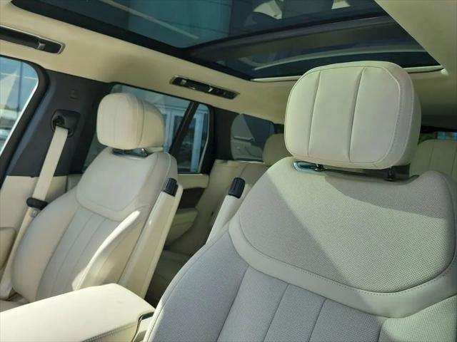 2026 Land Rover Range Rover P530 SE