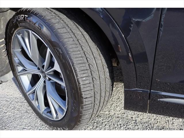 2021 Audi Q8 Premium Plus 55 TFSI quattro Tiptronic
