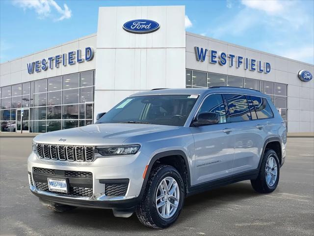 2022 Jeep Grand Cherokee L Laredo 4x4