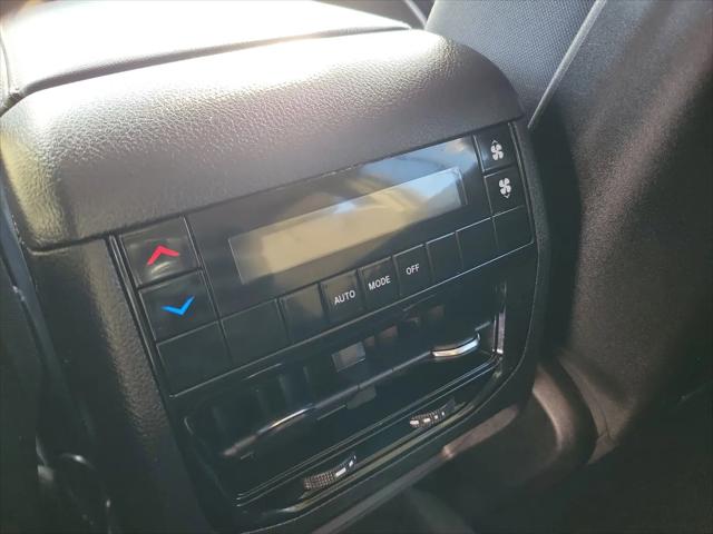 2022 Jeep Grand Cherokee L Laredo 4x4