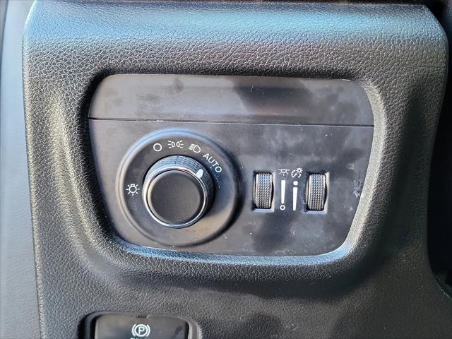 2022 Jeep Grand Cherokee L Laredo 4x4