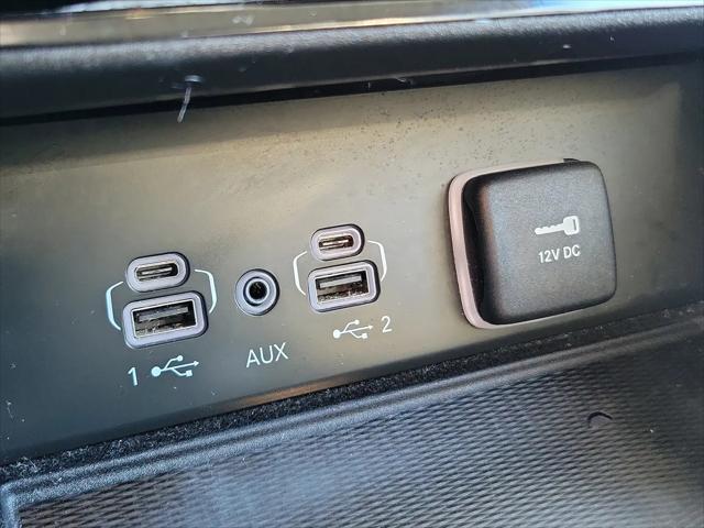 2022 Jeep Grand Cherokee L Laredo 4x4