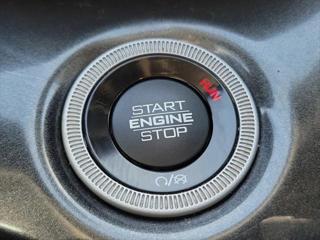 2022 Jeep Grand Cherokee L Laredo 4x4