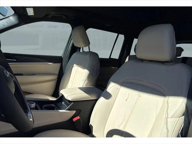2026 Jeep Grand Cherokee Limited 4x2