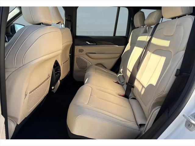 2026 Jeep Grand Cherokee Limited 4x2