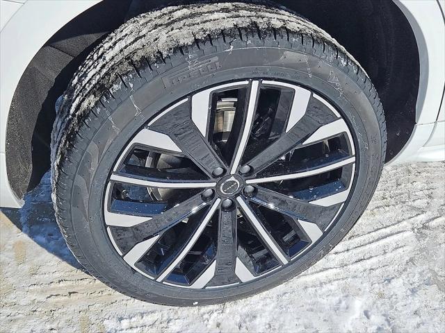 2026 Volvo XC90 Plus, B6 AWD Gas (mild hybrid), Gasoline, Bright, 6 Seats