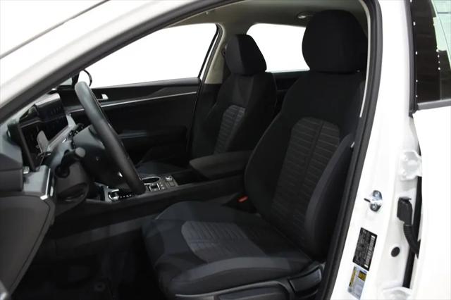 2026 Kia K5 LXS FWD