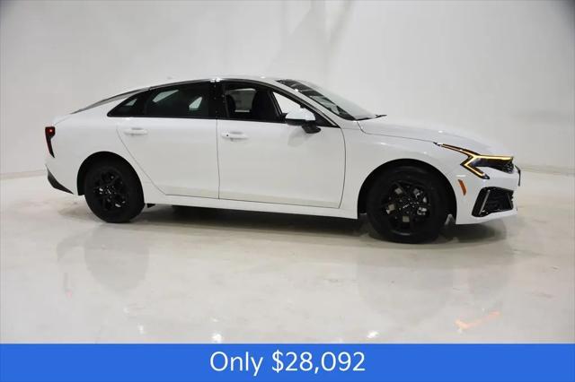 2026 Kia K5 LXS FWD