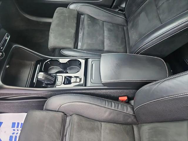 2021 Volvo XC40 T5 R-Design