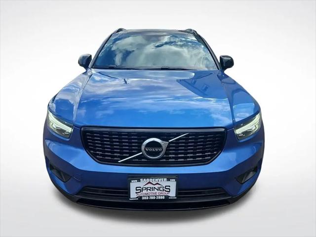 2021 Volvo XC40 T5 R-Design