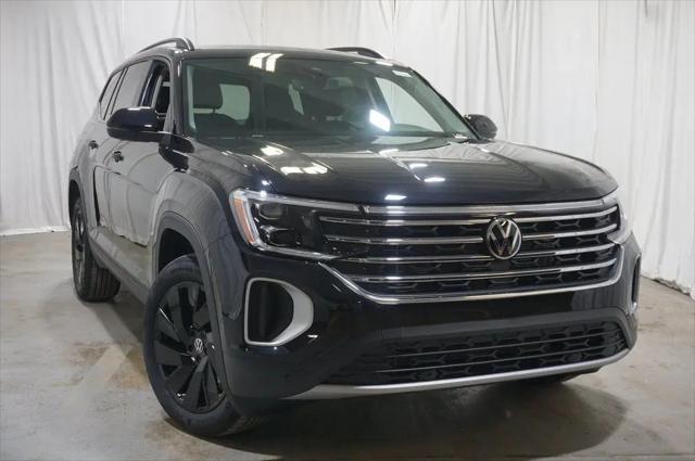 2026 Volkswagen Atlas SE with Technology