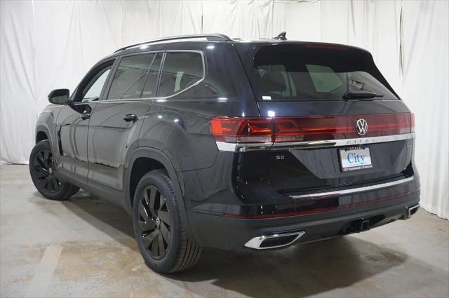 2026 Volkswagen Atlas SE with Technology