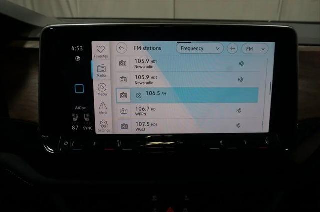 2026 Volkswagen Atlas SE with Technology
