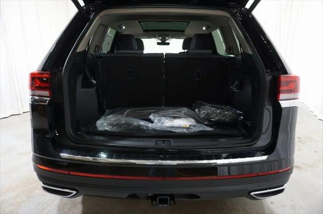2026 Volkswagen Atlas SE with Technology